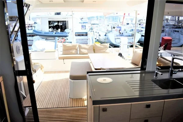Astrea 42 - Boatscribe.com