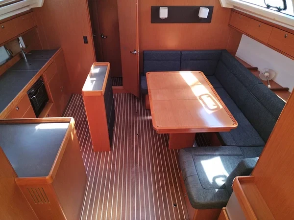 Bavaria 46 Cruiser - Boatscribe.com