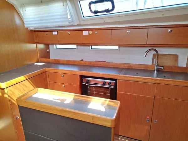Bavaria 46 Cruiser - Boatscribe.com