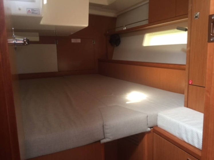 Bavaria C45 - Boatscribe.com