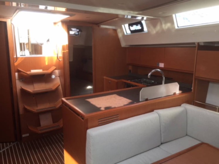 Bavaria C45 - Boatscribe.com