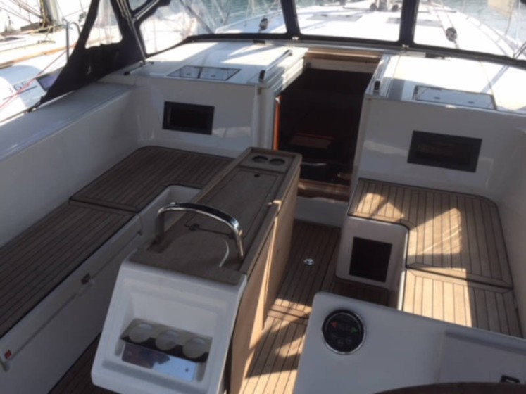 Bavaria C45 - Boatscribe.com