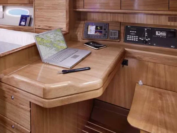 Bavaria 40 Cruiser - Boatscribe.com