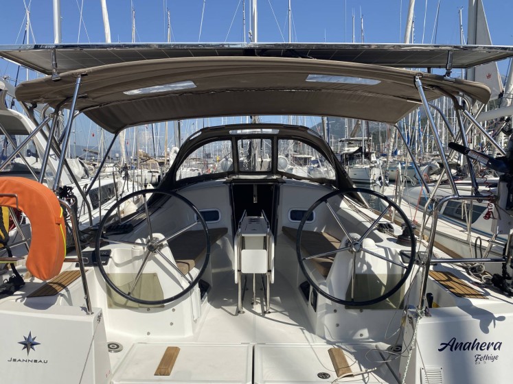 Sun Odyssey 349 - Boatscribe.com
