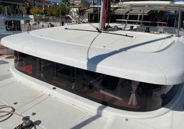Lagoon 42 - Boatscribe.com