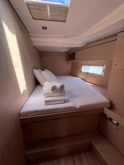 Oceanis 51.1 - Boatscribe.com
