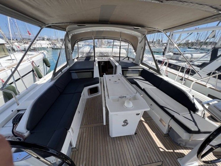 Oceanis 51.1 - Boatscribe.com