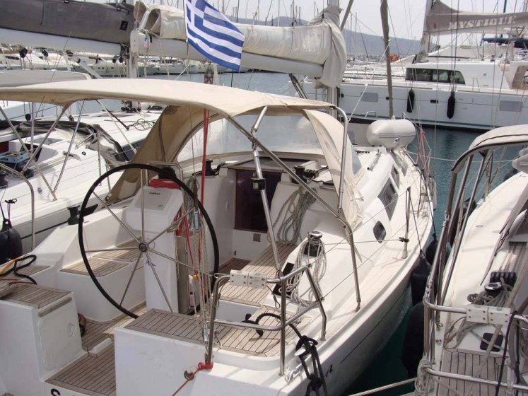 Hanse 325 - Boatscribe.com