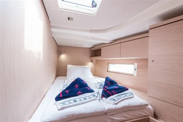 Oceanis 51.1 - Boatscribe.com