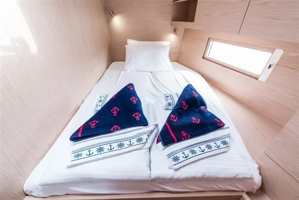 Oceanis 51.1 - Boatscribe.com