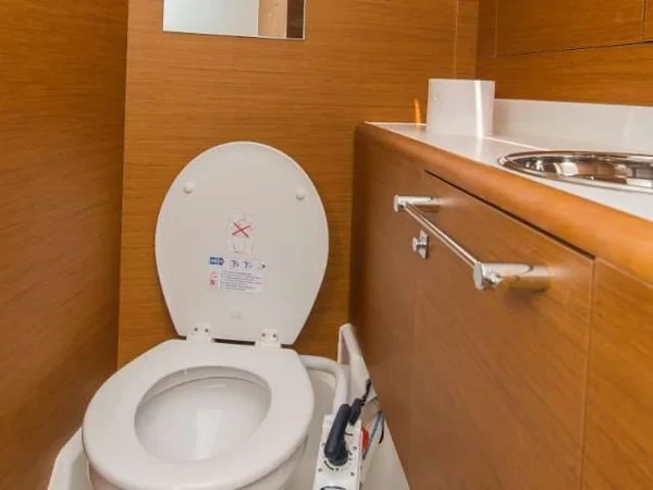 Sun Odyssey 449 - Boatscribe.com